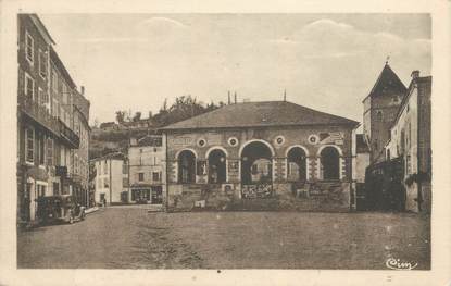 CPA FRANCE 46 " Catus, la place au halle "