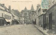 78 Yveline CPA FRANCE 78 "Houdan, rue de l'Enclos et façade de l'église"