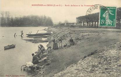 CPA FRANCE 78 "Bonnières sur Seine, bords de Seine et les promenades" / LAVEUSE