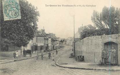 CPA FRANCE 78 "La Queue Les Yvelines, le carrefour"