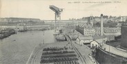 29 Finistere CPA PANORAMIQUE 29 "Brest, la grue Electrique et le port militaire"