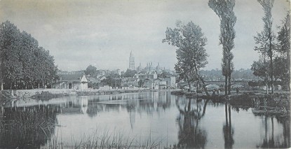 CPA PANORAMIQUE FRANCE 24 "Périgueux, la cathédrale"