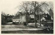 46 Lot CPSM FRANCE 46 "Varaire avenue de Limogne"