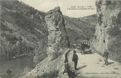 CPA FRANCE 46 "L'autobus du rocher du Duc"