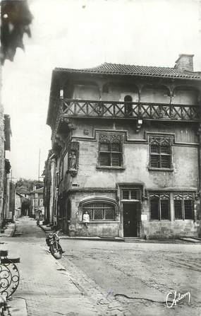 CPSM FRANCE 57 "Vic sur Seille, hôtel de la monnaie"