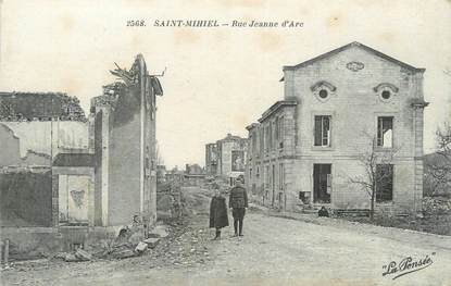 CPA FRANCE 55 "Saint Mihiel, rue Jeanne d'Arc"