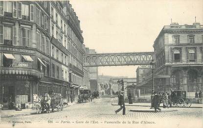 CPA FRANCE 75010 "Paris, gare de l'Est, passerelle de la rue d'Alsace"