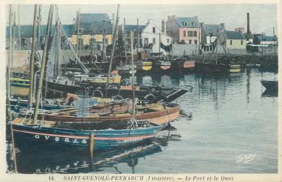 CPA FRANCE 29 "Saint Guénolé Penmarc'h, le port et le quai"