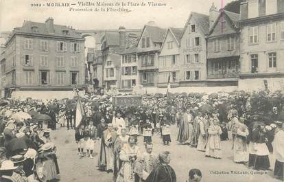 CPA FRANCE 29 "Morlaix, vieilles maisons de la place de Viarmes"