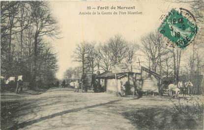 CPA FRANCE 85 "Forêt de Mervent, arrivée de la grotte du père Montfort"