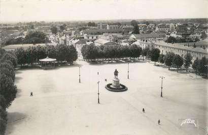 CPSM FRANCE 85 "La Roche sur Yon, panorama sur la place Napoléon"