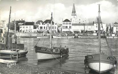 CPSM FRANCE 85 "Saint Gilles, le port" / BATEAU