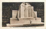 52 Haute Marne CPA FRANCE 52 "Bourbonne Les Bains, le monument"