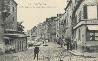 CPA FRANCE 14 "Honfleur, vieilles maisons du quai Sainte Catherine"