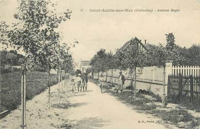 CPA FRANCE 14 "Saint Aubin sur Mer, avenue Roger"