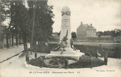 CPA FRANCE 14 "Luc sur Mer, monument aux morts"