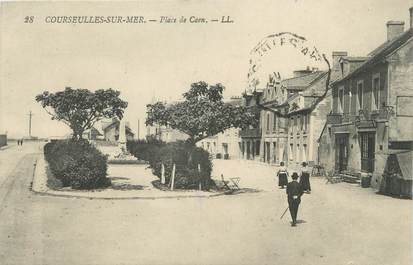 CPA FRANCE 14 "Courseulles sur Mer, place de Caen"