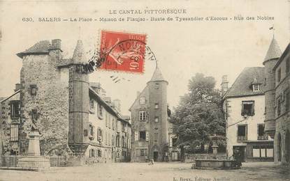 / CPA FRANCE 15 "Salers, la place, maison de Flaujac"