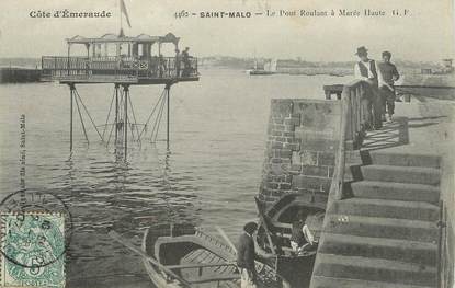 / CPA FRANCE 35 "Saint Malo, le pont roulant à marée haute"