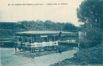 CPA FRANCE 44 "Le Loroux Bottereau, l'étang près du château"