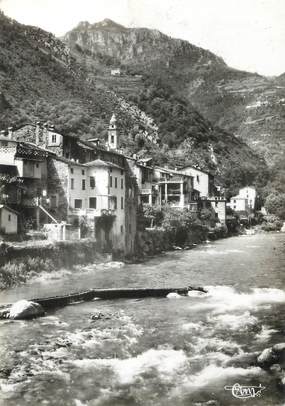 / CPSM FRANCE 06 "Fontan, vue sur le village et la Roya"