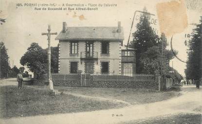 CPA FRANCE 44 "Pornic, place du Calvaire"