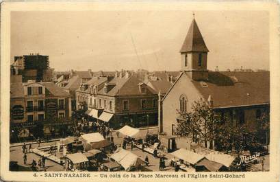 CPA FRANCE 44 "Saint Nazaire, un coin de la place Marceau"