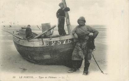 CPA FRANCE 62 "Le Portel, types de Pêcheurs"