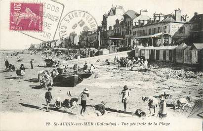 CPA FRANCE 14 "Saint Aubin sur Mer, la digue, vue générale de la plage"