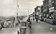 14 Calvado CPSM FRANCE 14 "Saint Aubin sur Mer, la promenade de la digue"