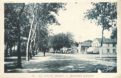 CPA FRANCE 72 "La Flèche, boulevard Latouche"