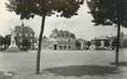 CPSM FRANCE 72 "Chateau du Loir, la place de l'hôtel de ville"