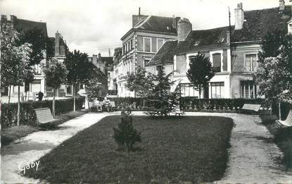 CPSM FRANCE 72 "Mamers, le jardin et la place de la République"