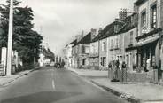 72 Sarthe CPSM FRANCE 72 "Sceaux sur Huisne, le centre vers Paris"