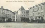 01 Ain CPA FRANCE 01 "Châtillon sur Chalaronne, place de la République"