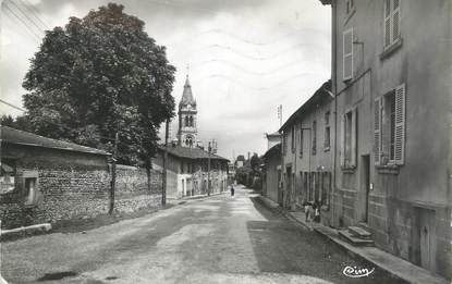 CPSM FRANCE 38 "Saint Geoire d'Esperanche, rue de l'église"