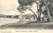 06 Alpe Maritime / CPA FRANCE 06 "Antibes, Juan Les Pins, la plage, le casino"