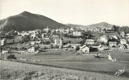 CPSM FRANCE 38 "Villard de Lans, vue générale et quartier des bains"