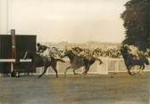 Theme PHOTO ORIGINALE / PHOTO DE PRESSE / SPORT "Hippisme, Prix du Jockey Club à Chantilly"