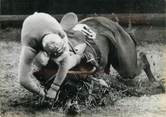 Theme PHOTO ORIGINALE / PHOTO DE PRESSE / SPORT "Hippisme, chute au Prix du Manor"