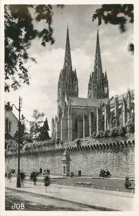 / CPSM FRANCE 29 "Quimper, la cathédrale et les fortifications"