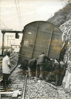 PHOTO ORIGINALE / PHOTO DE PRESSE / FRANCE 21 "Velars sur Ouche, 1964" / ACCIDENT DE TRAIN