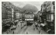 38 Isere / CPSM FRANCE 38 "Grenoble, la place Grenette et le Saint Eynard"