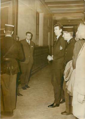 PHOTO ORIGINALE / PHOTO DE PRESSE / ARCHITECTE / JUSTICE "Arrestation de Fernand Pouillon"