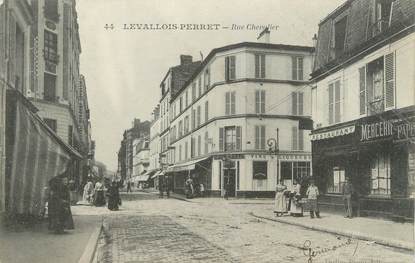 CPA FRANCE 92 "Levallois Perret, rue Chavalier"