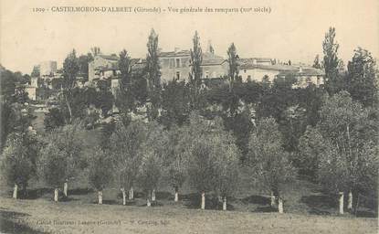 CPA FRANCE 33 "Castelmoron d'Albret, vue générale des remparts"