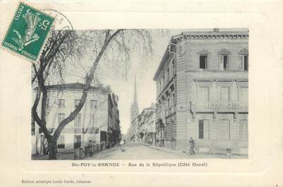 CPA FRANCE 33 "Sainte Foy la Grande, rue de la République"