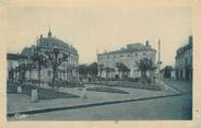 33 Gironde CPA FRANCE 33 "Coutras, square Henri Goffre"