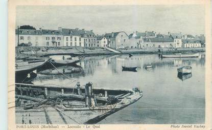 CPA FRANCE 56 "Port Louis, Locmalo, le quai"