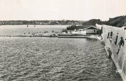 CPSM FRANCE 56 "Port Louis, la plage"